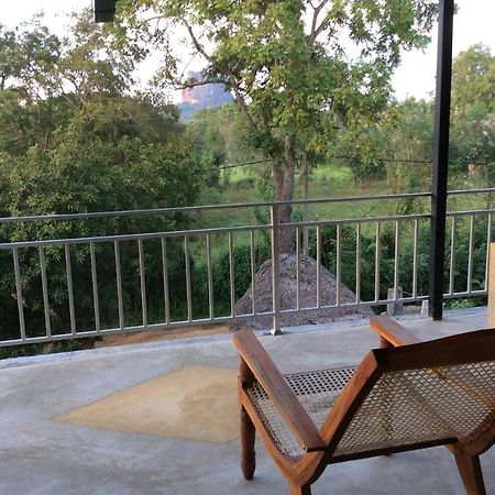 Sigiriya Rock Hide酒店 外观 照片